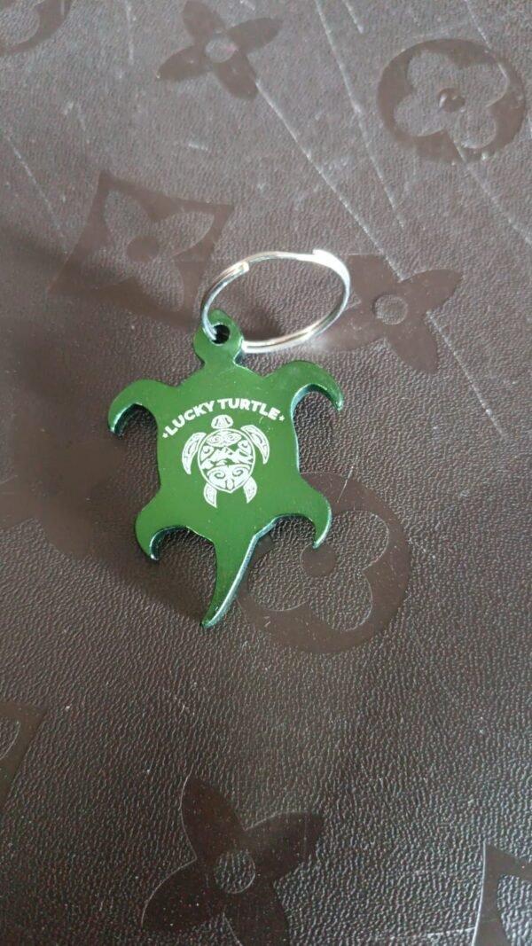 6749216f-76d9-4ff1-8195-589d71a2b644.jpg Metal Tortoise Shaped Keychain - Unique and Durable Accessory (1 Pc)