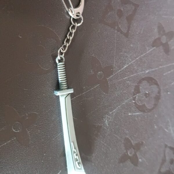 Stainless Steel Knife Keychain - Compact & Durable (1 Pc)