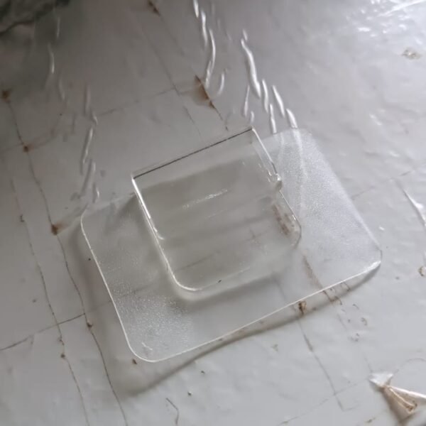 Heavy-Duty Transparent Wall Hook with Seamless Adhesive Backing (1 Pc)