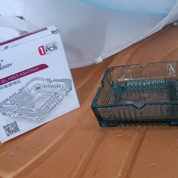 Square Glass Misti Crystal Quality Cigar Cigarette Ashtray