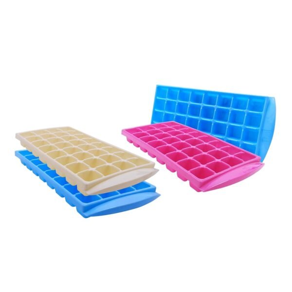 32 Cavity Ice Tray For Making And Creating Ice Cubes Easily.
