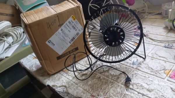 6_618b19ea-1964-4156-ba86-e0dbc9fa63c2.jpg USB Table Desk Personal Metal Electronic Fan, Compatible with Computers, Laptops, Student Dormitory, Suitable For Office, School Use (1 Pc)