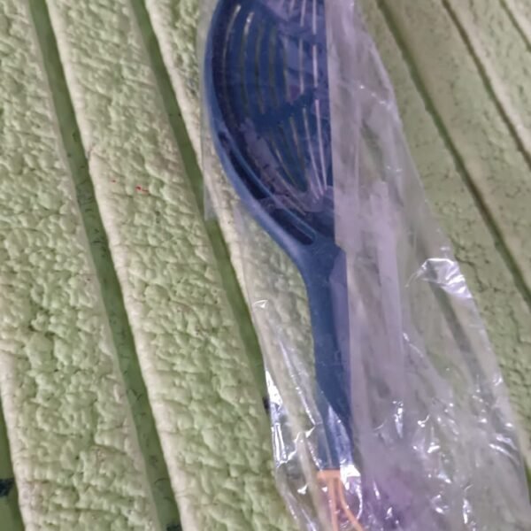 6bb4c85f-b456-479b-9f7b-7ae36d0bc6d0.jpg Plastic Kitchen Strainer Baffle Tool for Rice, Beans & Peas (1 Pc)