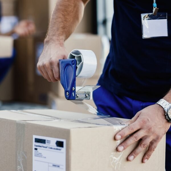 HIGH ADHESIVE TRANSPARENT TAPE FOR HOME PACKAGING. (65 meter)