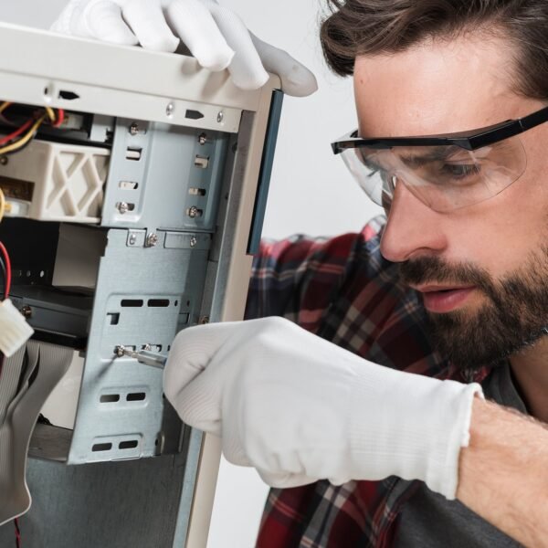 16-in-1 Screwdriver Set with 15 Magnetic Bits – Professional Driver Kit