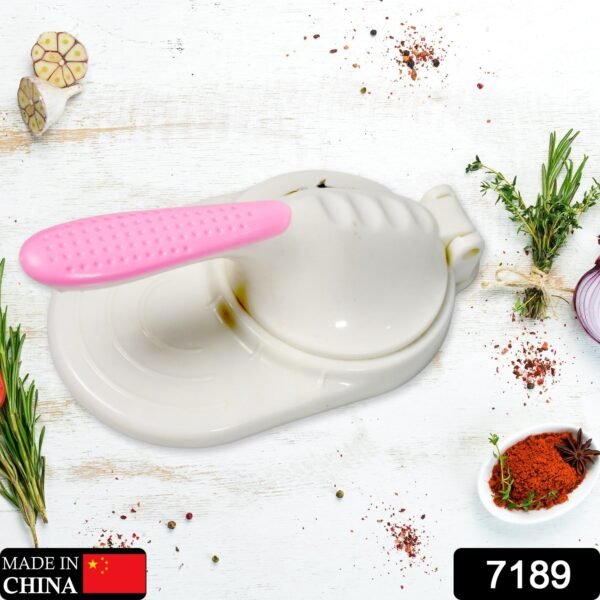 Manual Dumpling Machine – Puri Press Mini Kitchen Gadget for Making Dumplings