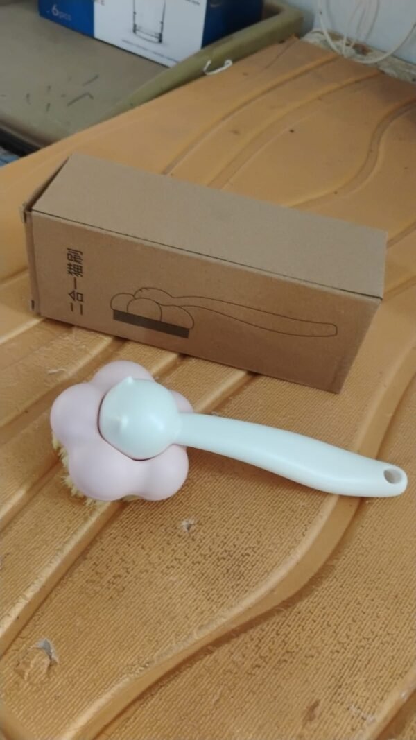 7315a91b-cf5e-49d8-9b11-c498b59a9a5d.jpg Soft Bristle Bath Brush with Long Handle (1 Pc)