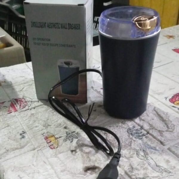 7482491c-c44c-4f1a-8cb0-e1775bfc8938_e04ef1c2-8cda-45ba-b441-555efab66243.jpg Portable 4-Blade Mini Grinder & Blender for Home & Office