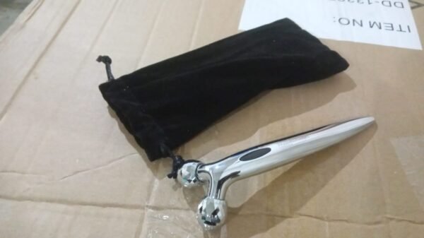 76d60109-ab1a-4a90-abd5-a021a08f05c4.jpg Manual Roller Face Skin Wrinkle Remover Massager (1 Pc)