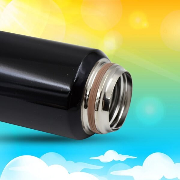 7_a54e27ea-11f6-4d50-882b-6cbb41924c44.jpg Double Walled Insulated Hot and Cold Water / Tea / Coffee Thermal Bottles (600 ML)