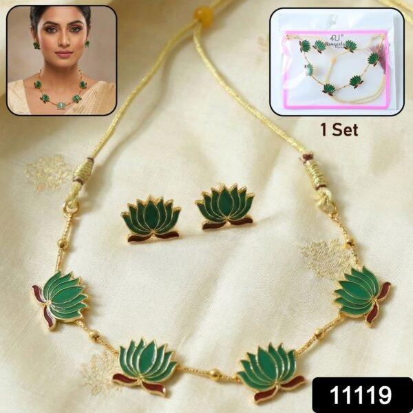 Traditional Green Lotus Design Necklace with Stud Earrings Set(1 Set)