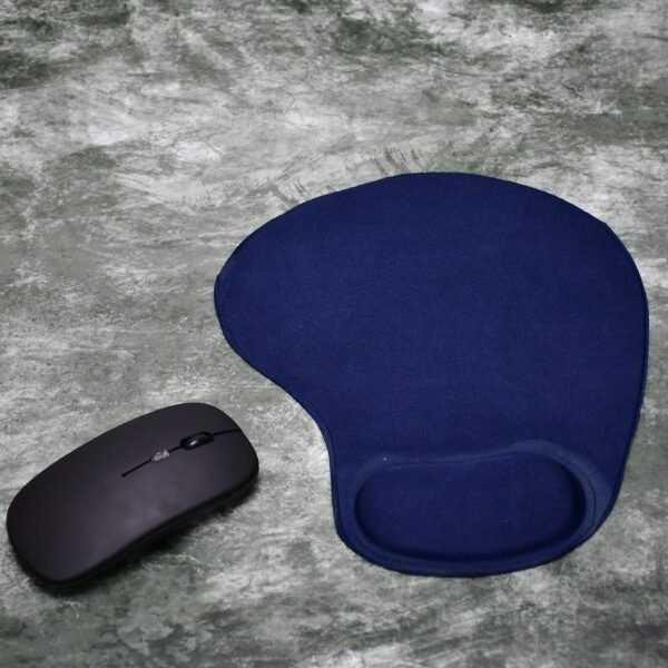 7_f9dae526-325a-4304-abea-390b3ab0891d.jpg WRIST S MOUSE PAD USED FOR MOUSE WHILE USING COMPUTER.