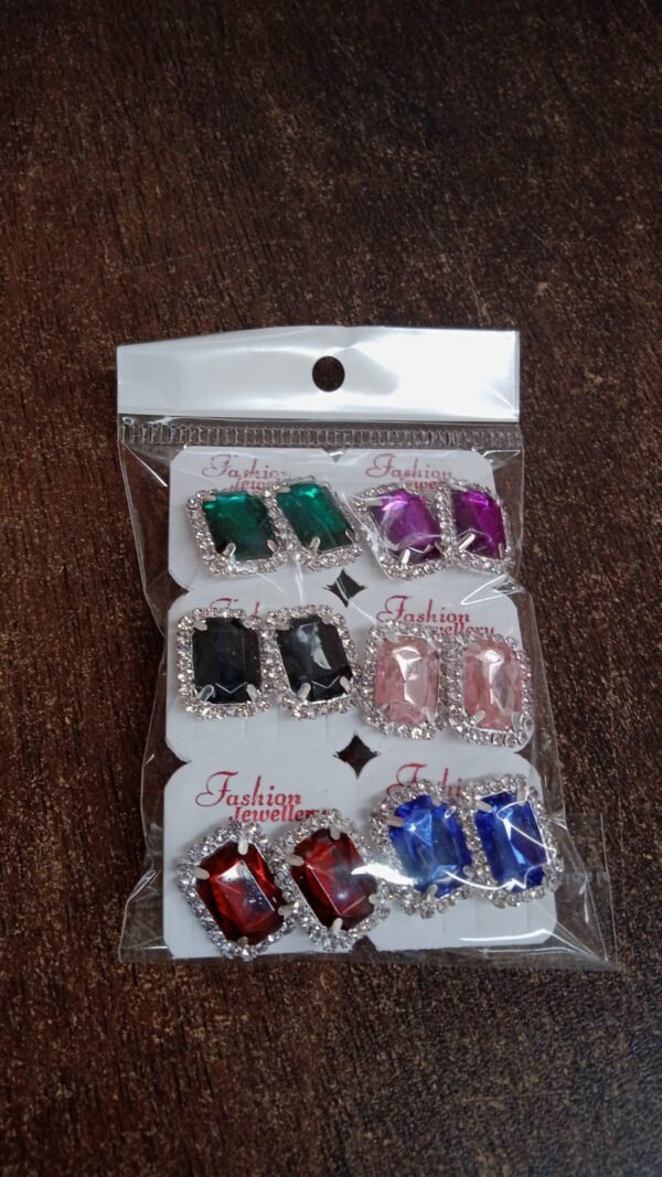 Diamond Jewellery Interchangeable Triangular Shaped (6 Pari / Mix Color & Design)