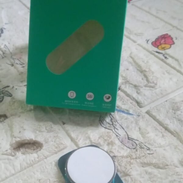 7e1b5a73-84bf-4c31-b640-cb980ce0e6f4.jpg Mini Magnetic Car Dashboard Mount Mobile Phone Holde with Mobiles (1 Pc)