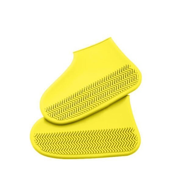 Non-Slip Silicone Reusable Waterproof Boot Shoe Cover (Medium, Mix Color)