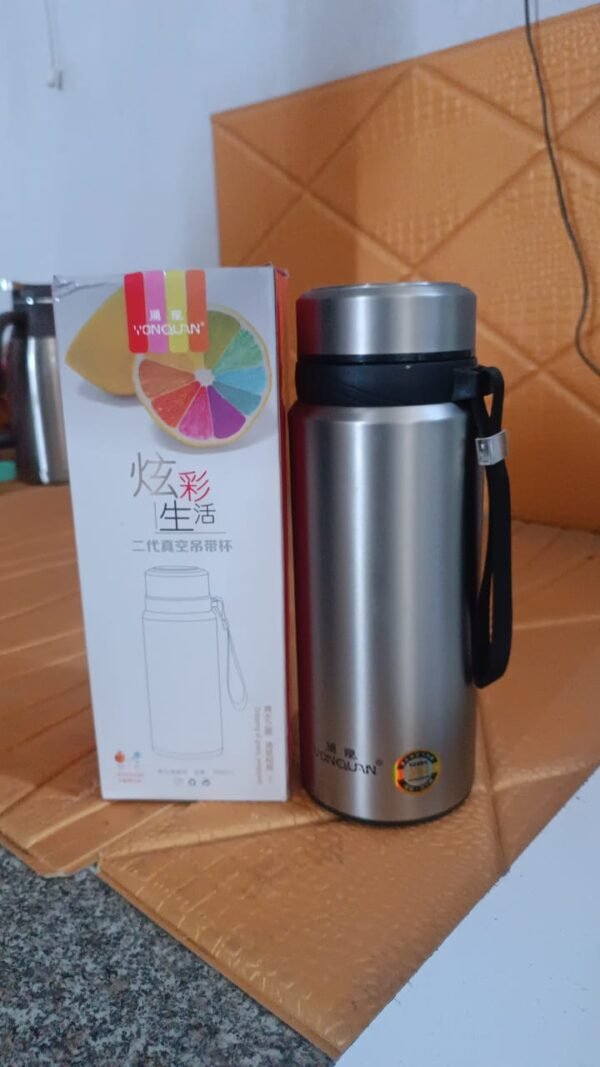 80c7f729-9f4b-4cc3-bb76-e9d7858c3886.jpg Double-Wall Stainless Steel Vacuum Insulated Bottle (1000ml Approx)
