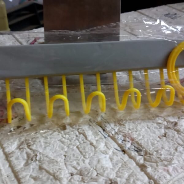 843708bd-984c-4a40-8177-a0ade8612403.jpg Plastic Organizer Hanger with 8 Hooks Heavy Duty Clothing Tank Top Belt Towel (1 pc)