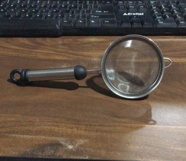 8_5eea97e4-bd9c-466f-897b-fd1fa3ea27ba.jpg Stainless Steel Soup Juice / Tea Strainer