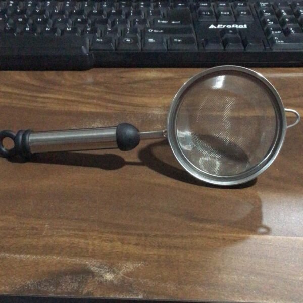 8_5eea97e4-bd9c-466f-897b-fd1fa3ea27ba.jpg Stainless Steel Soup Juice / Tea Strainer