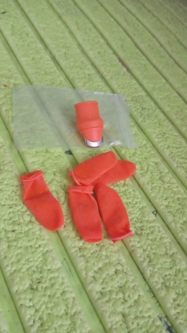 8b3a1a82-a994-410f-a3f4-a04a16e06fef.jpg Thumb Knife 4 Finger Cutter Kitchen Knife Set (Set of 1)