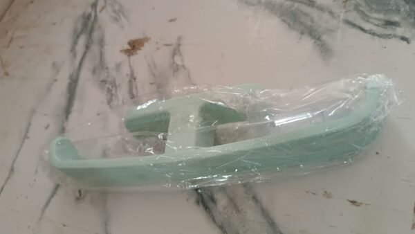 8f5649fe-b5f9-44c9-90ed-9c3af3256d31.jpg Bathroom Towel Slipper Hanging Rack Self Adhesive Wall Mounted (1 Pc)