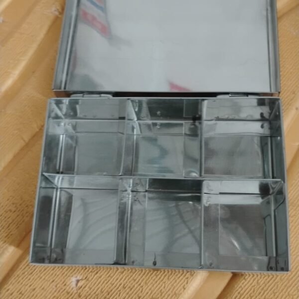 92cd7206-6c29-4fe5-9c2e-bd6dacf93e53.jpg Multipurpose Stainless Steel Jewelry Storage Organizer Box 6 Compartments (1 Pc)