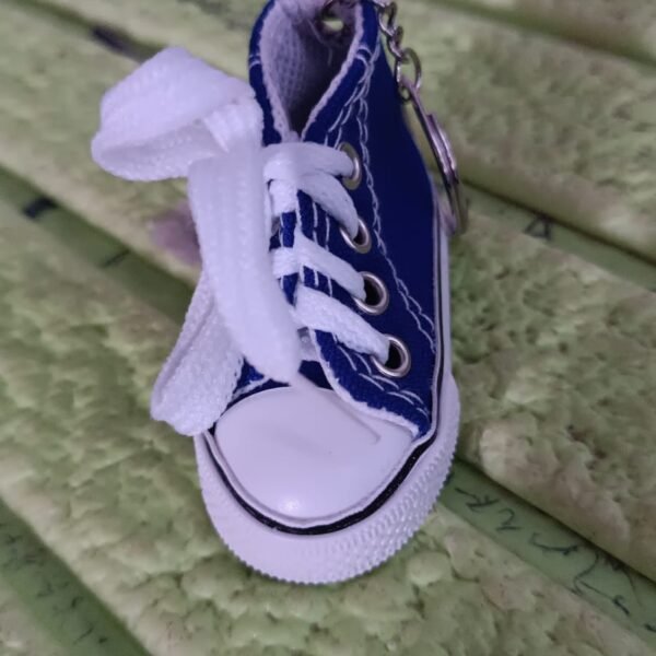 Mini Shoes Keychain, Stylish, Accessories for Perfect Gift, Backpacks (1 Pc)