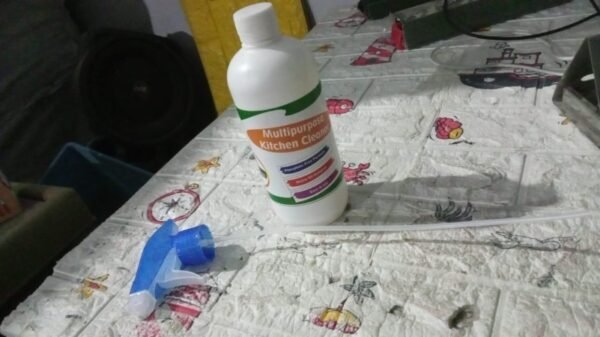 Kitchen Cleaner Spray for Oil & Grease on Stoves (Approx 500ml, Non-toxic)