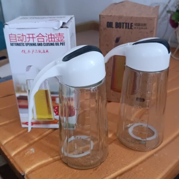 Kitchen Glass Oil Bottle Dispenser Automatic Opening Bottles  630 ML
