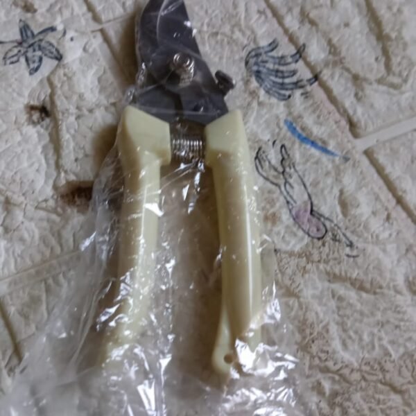 976ba91c-8b1c-4fd9-aac3-b595609aaef2.jpg Stainless Steel Pruning Shears with Sharp Blades and Comfortable handle - Durable Hand Pruner for Comfortable and Easy Cutting, Heavy Duty Gardening Cutter Tool Plant Cutter for Home Garden | Wood Bran (1 Pc)