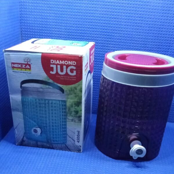 Diamond cut design plastic water jug to carrying water and other beverages. (4500Ml)