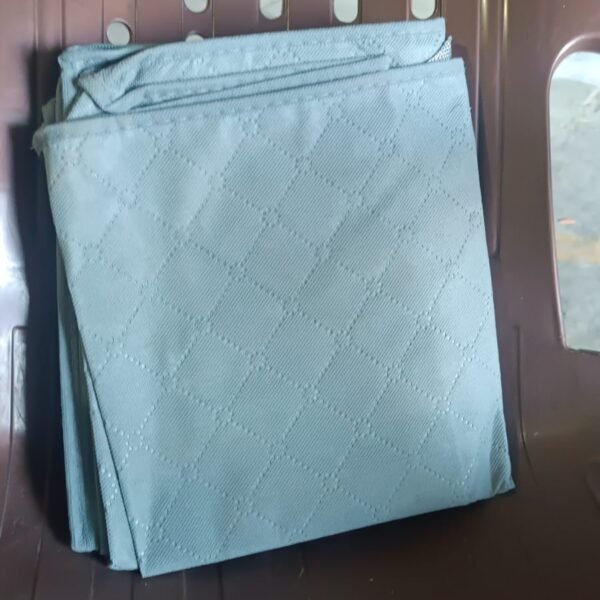 Clothes Storage Bag with Zipper & Handles