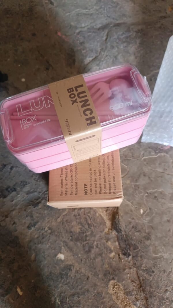 9bd87995-f5fa-4f54-a503-53ec5fa5a974.jpg Eco-Friendly 3-Layer Stackable Lunch Box Set with Cutlery