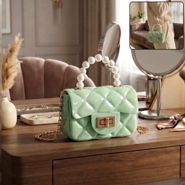 ChainLadiesBags-WOSKU-01_cd890f6d-ce1f-4310-a25b-1e7198ce3149.jpg Elegant Quilted Mini Handheld & Sling Fashion Handbag (1 PC)