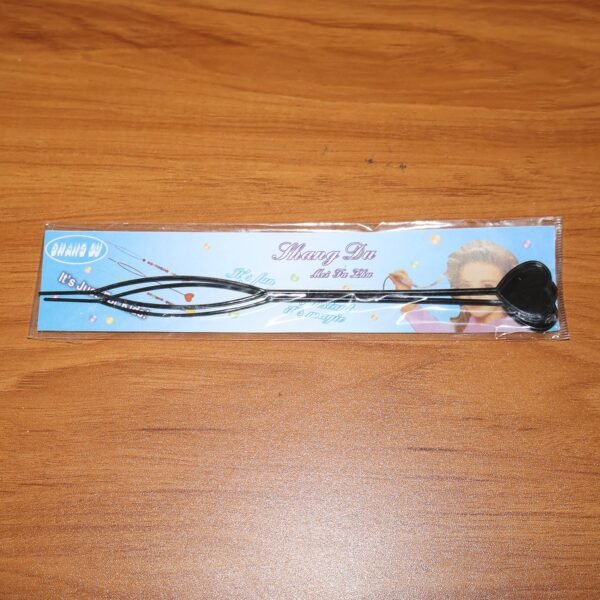 CrochetHook-live.jpg Heart-Shaped Hairpin Set (2 Pcs)