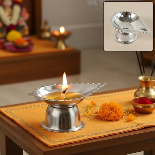 Diya-01_8e54e1e9-1e27-426d-8e67-0ef580d93606.jpg Stainless Steel Diamond Design Agarbatti & Diya Stand (1 Pc)