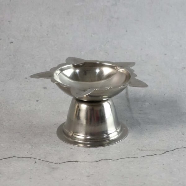 Stainless Steel Sunflower Design Diya Stand (Big Size) (1 Pc)