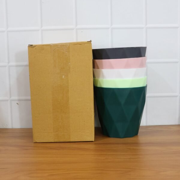 Flower-Pots-08.jpg Diamond Design Plastic Flower Pot Set with Drain Tray (5 Pc)