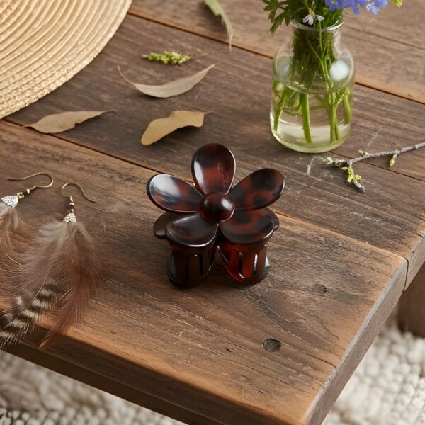 Elegant Plastic Flower Hair Clip (1 Pc / Mix Color)