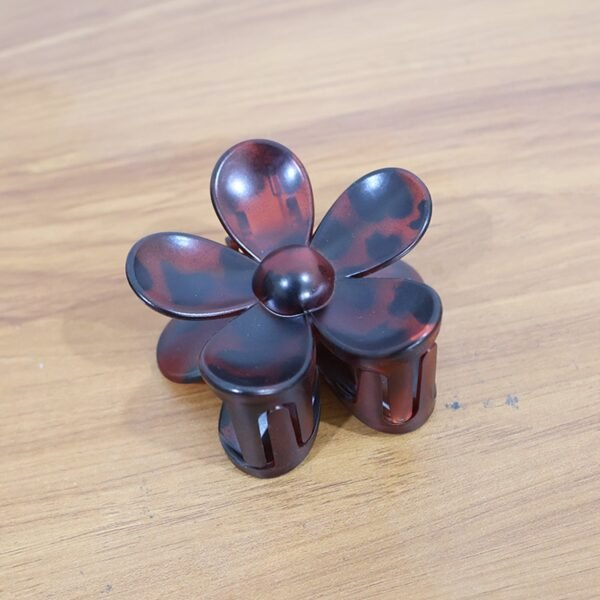 Elegant Plastic Flower Hair Clip (1 Pc / Mix Color)