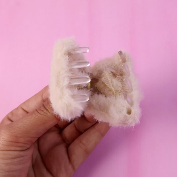 Hair-Claw-Clips-02.jpg Hair Claw Clips, Plastic Fluffy Hair Claw Hair (1 Pc), Hair accessories