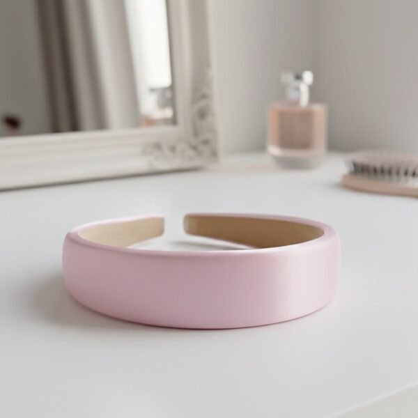 Headband-03.jpg Elegant Padded Satin Finish Hairband (1 Pc)