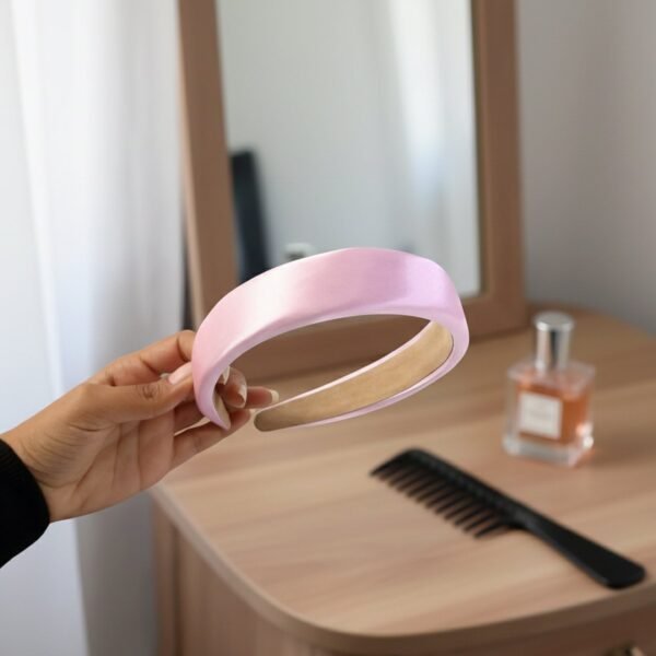 Headband-04.jpg Elegant Padded Satin Finish Hairband (1 Pc)