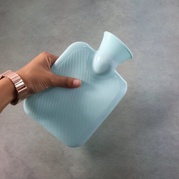 Premium Quality Rubber Hot Water Bag (19 x 13 Cm / 1 Pc)