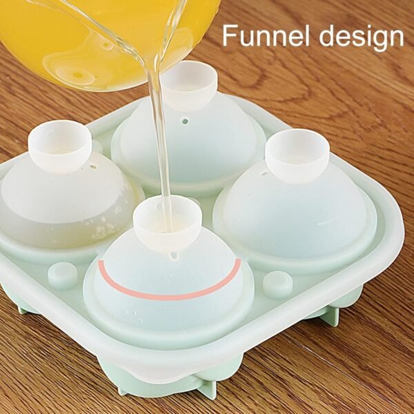 IceCubeMaker-02.jpg 4-Grid Rose-Shape Ice Cube Tray Mold with Lid