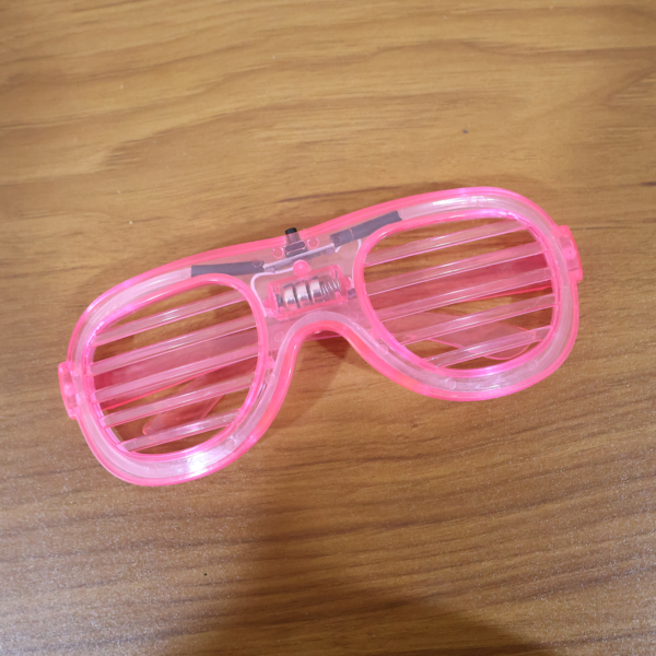 LEDShutterGlasse-live.png LED Light-Up Party Glasses for Night Events (1 Pc)