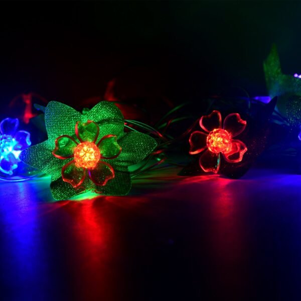 Light-04_db9400b5-fcb9-4a92-9446-52ec0d685970.jpg Leaf & Flower LED Decorative String Light (3 Meter)