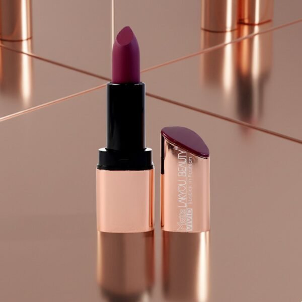 Lipstick-02_0d647dd8-6424-43c7-8474-e07a14d4082f.jpg Vivid Matte Mix-Color Lipstick (1 Pc)