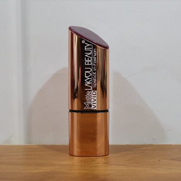 Lipstick-08_3f30b42b-78f4-4b68-8d68-0b2be0fc462c.jpg Vivid Matte Mix-Color Lipstick (1 Pc)