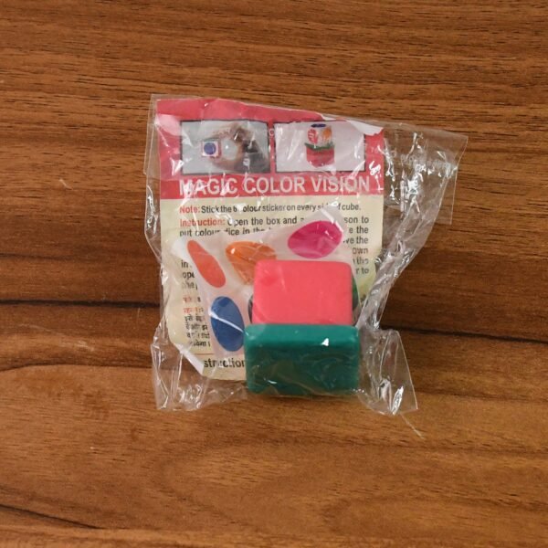Magic-color-vision-06.jpg Magic Colour Vision Dice Trick Toy (1 Set)